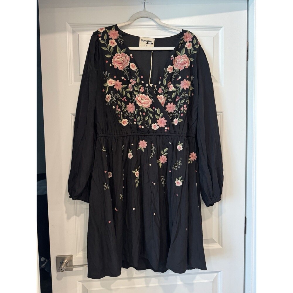 NEW Savanna Jane Embroidered Floral Dress 2X Black V-Neck Boho Vintage Style